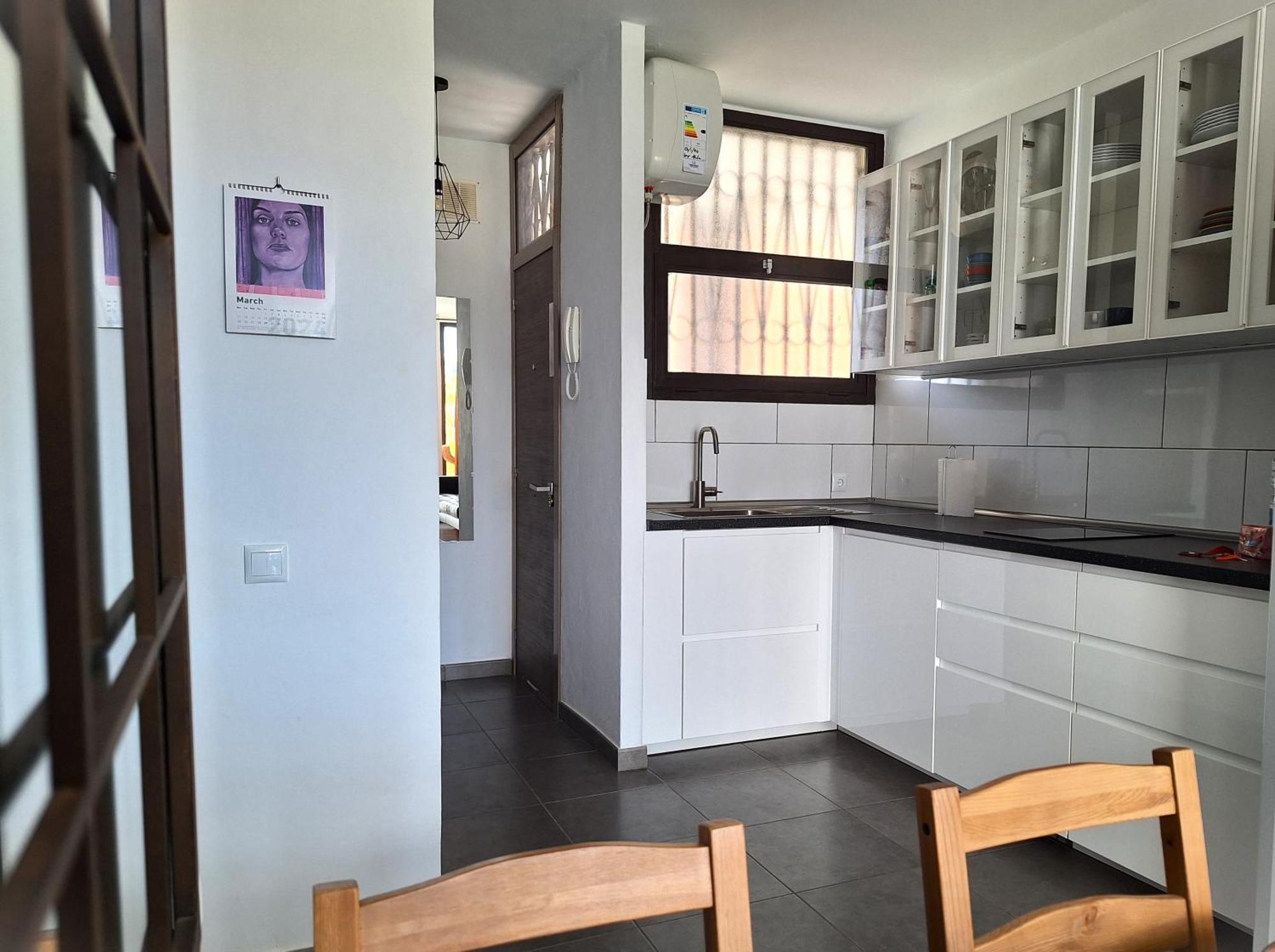 Stylish 2-bedroom Yumbo Casa vacanze